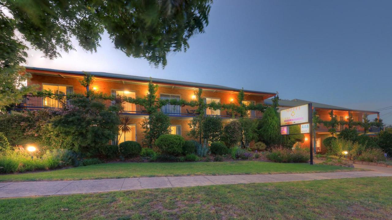 ستانثورب The Vines Motel & Cottages المظهر الخارجي الصورة
